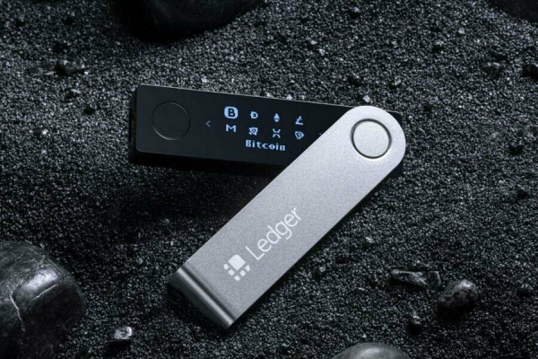 
                            Производитель аппаратного кошелька Ledger ответил на критику новой службы восстановления кошелька — что происходит?                        