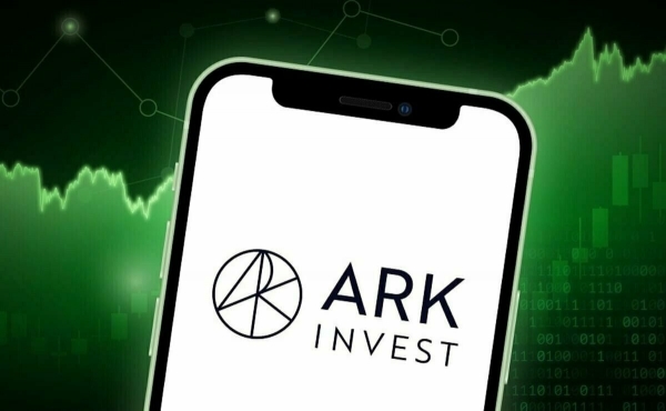 
                            ARK Invest приобрела акции Block на 19,9 миллиона долларов – Кэти Вуд твердо верит в криптовалюту                        