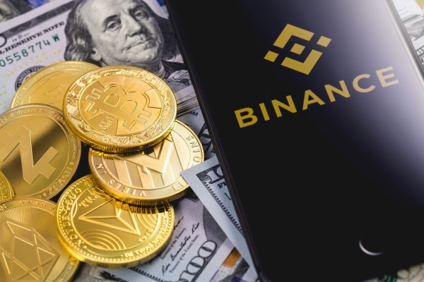 
                            Публичные продажи токена Arkham на Binance привлекли 100 000 участников, собрано 2,5 миллиона долларов                        