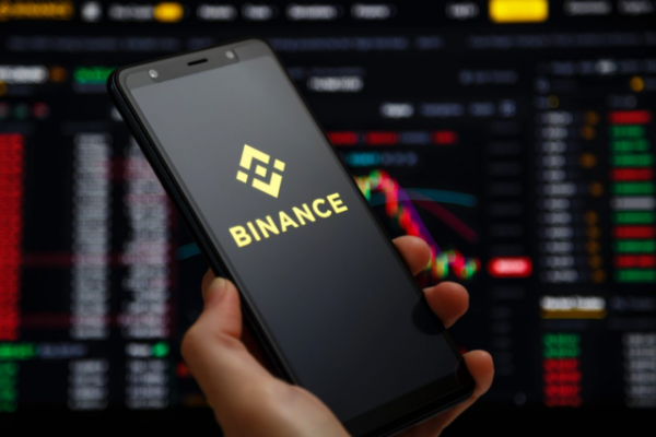Binance проверяет сотрудников фишинговыми атаками
