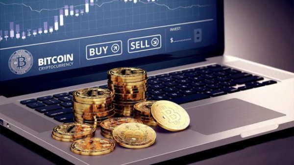 Кто стоит за пампом биткоина и что дальше