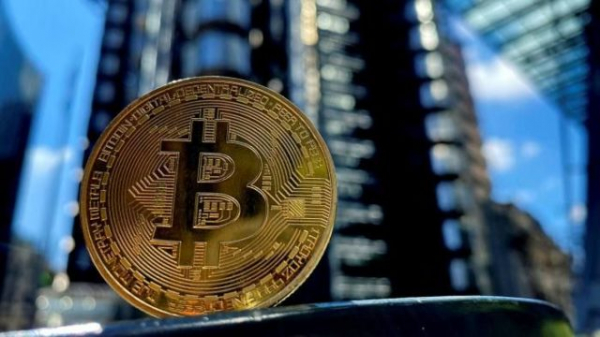Макглоун: Биткоин рухнет до $10 000 при коррекции S&P 500 Макглоун: Биткоин рухнет до $10 000 при коррекции S&P 500